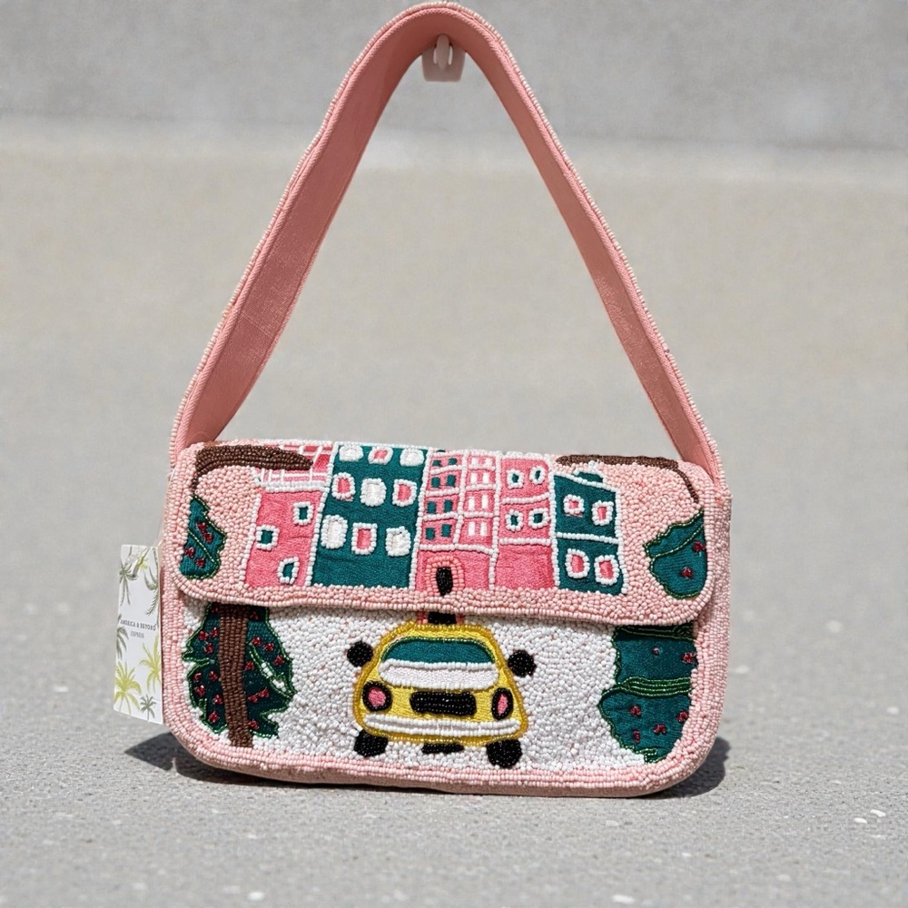 America Beyond Chic Pink Beaded Shoulder Bag with Cityscape - Picture 4 of 9